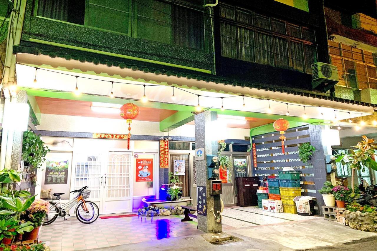 Snug-Nine Hotel Kota Tua Kota Tua Hengchun Bagian luar foto