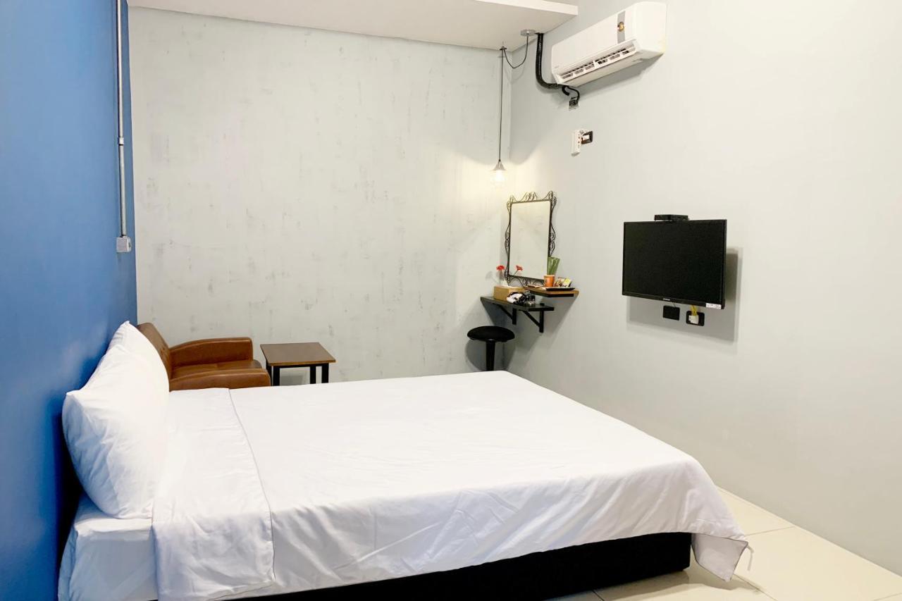 Snug-Nine Hotel Kota Tua Kota Tua Hengchun Bagian luar foto