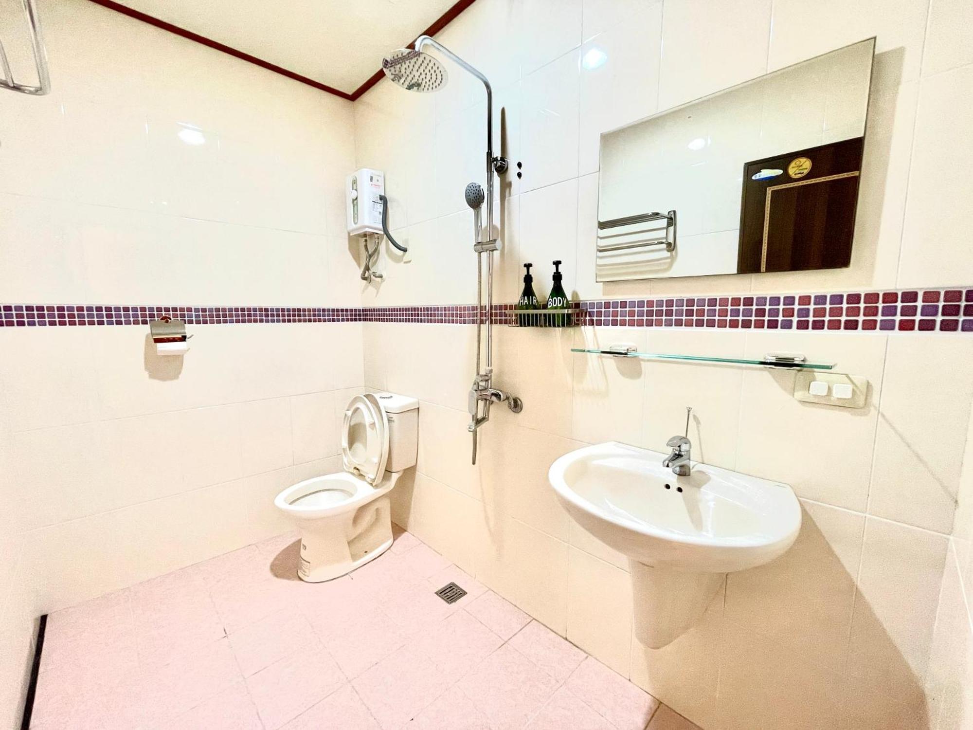 Snug-Nine Hotel Kota Tua Kota Tua Hengchun Bagian luar foto